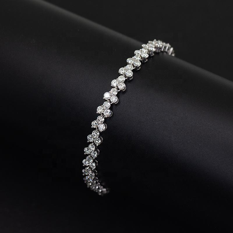 Heart Shape Moissanite Tennis Bracelet