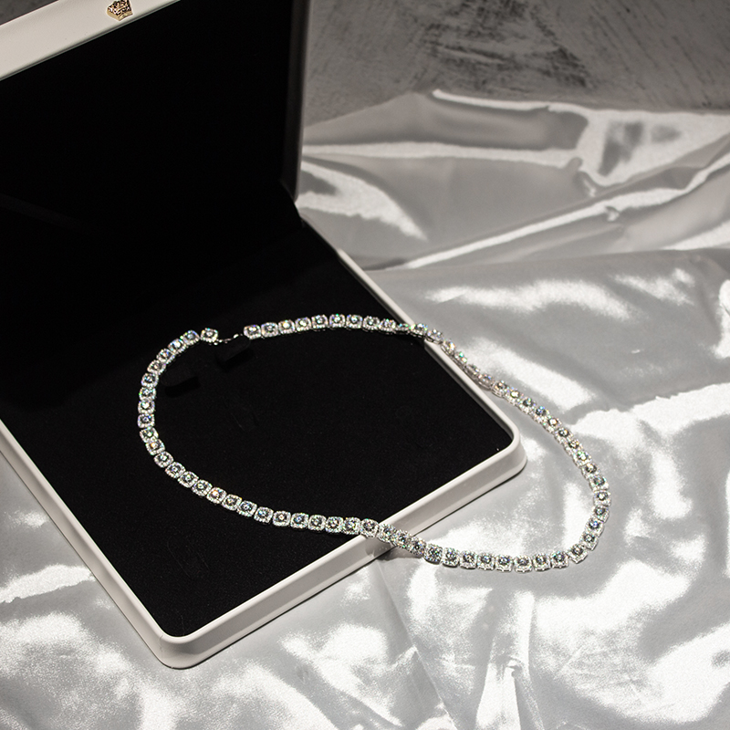8mm Cluster Moissanite Tennis Chain Necklace