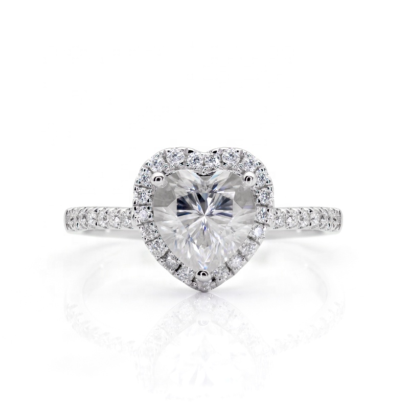Fashion Heart Cut Moissanite Rings
