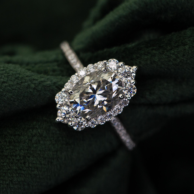 Vintage Moissanite Diamond Rings
