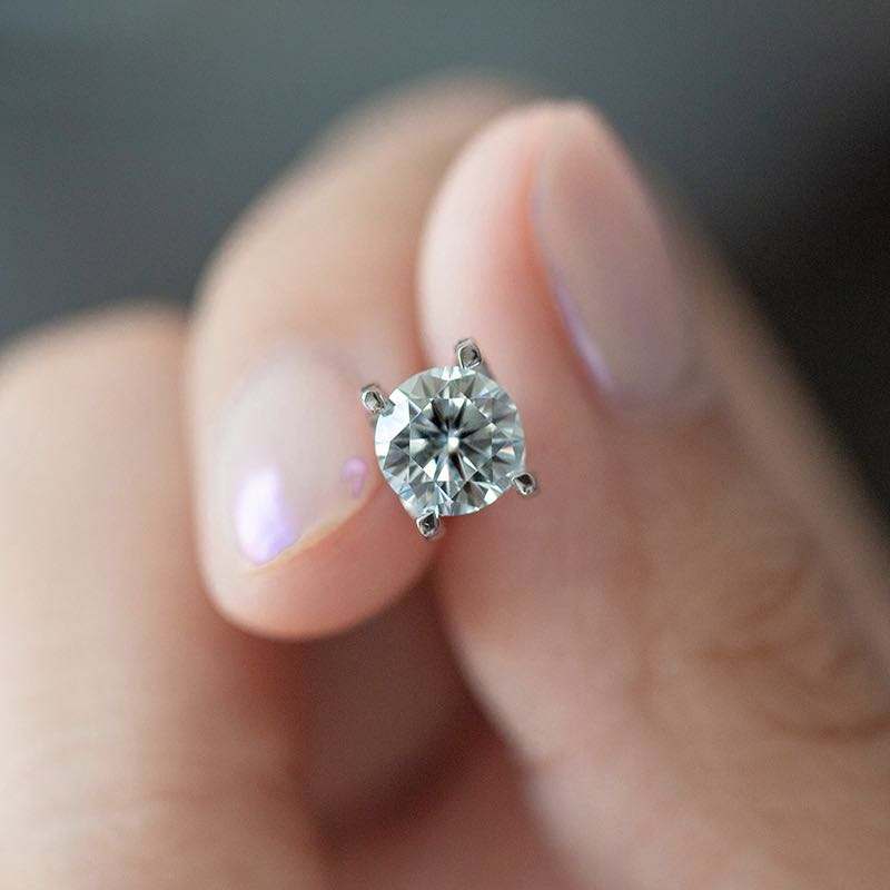 Fashion Moissanite Stud Earrings For Women