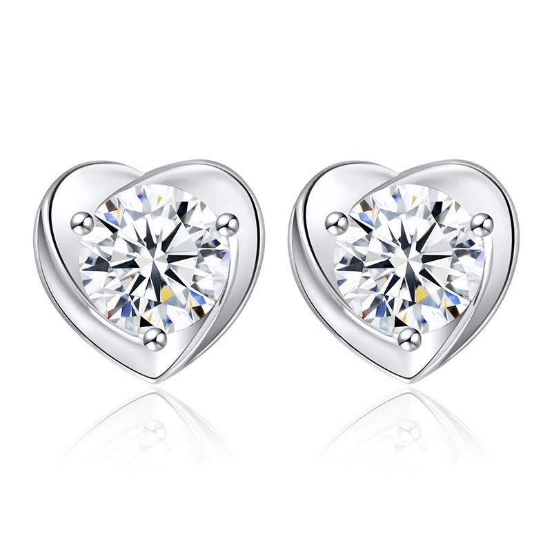 Heart-shaped Moissanite Stud Earrings
