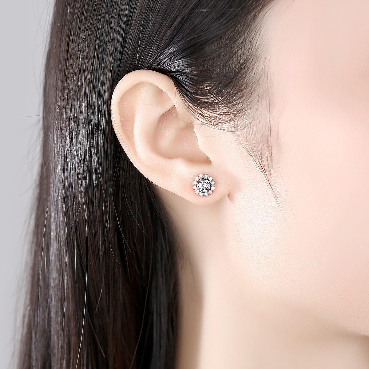 0.5ct Moissanite Stud Earrings