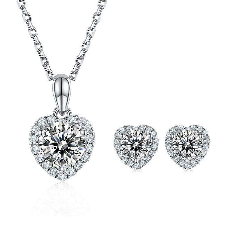 Heart Design Moissanite Stud Earrings for Women