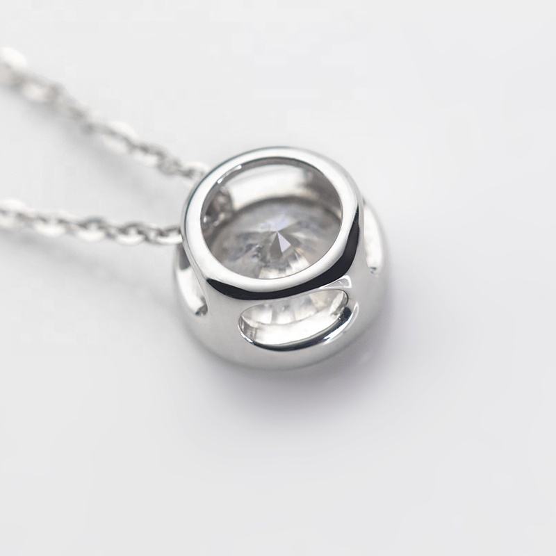 1Carat Moissanite Diamond Pendant Necklace