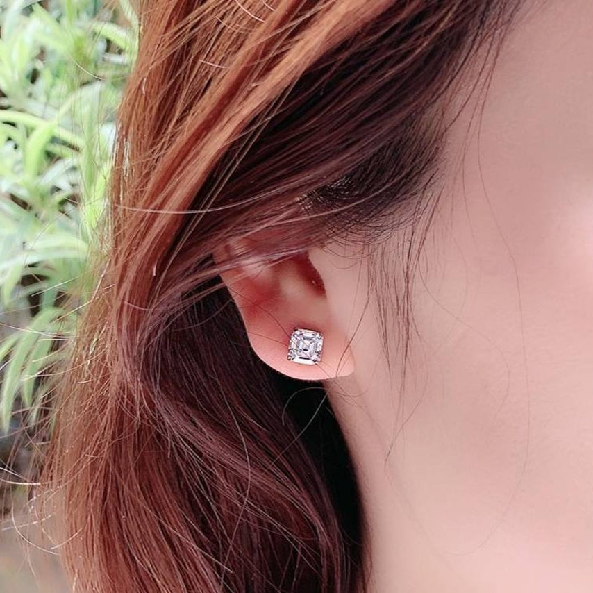 14k White Gold Moissanite Women Stud Earrings
